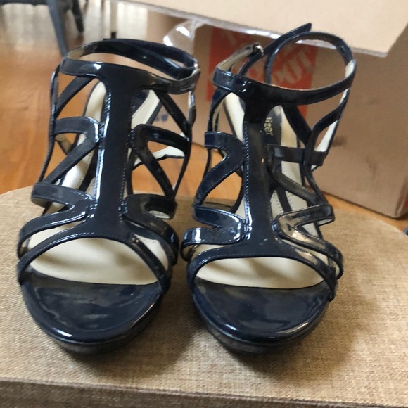 Shoesss! - Picture 1 of 2